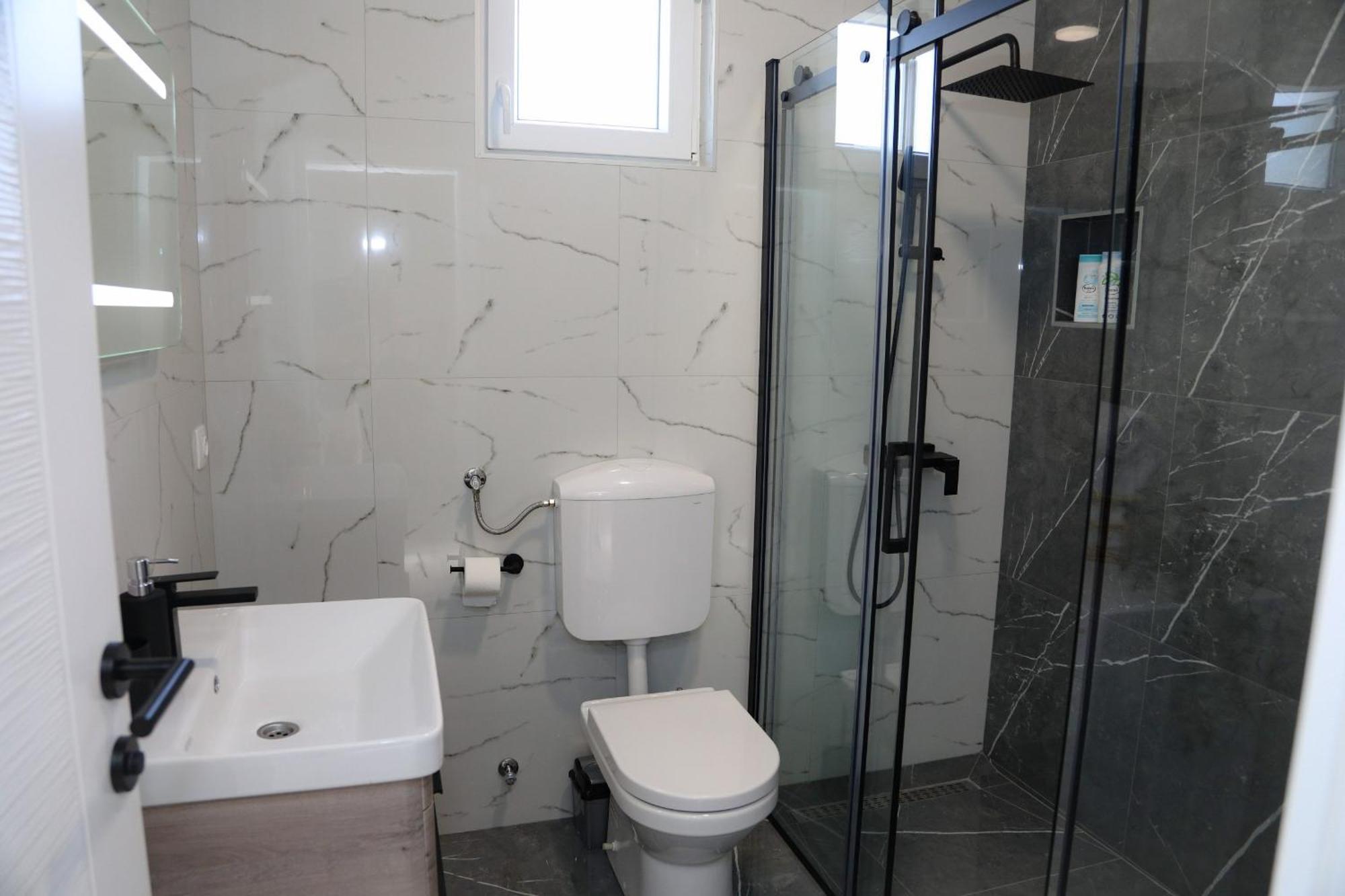Apartman Keman Mostar Zewnętrze zdjęcie